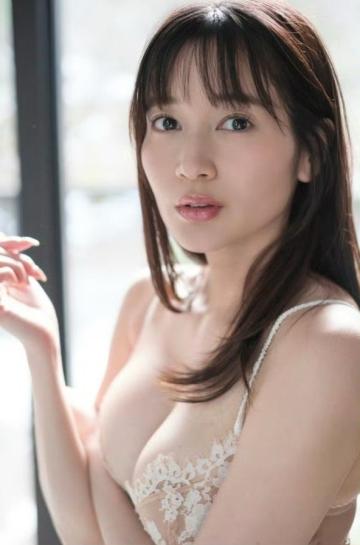 黄豆AI短剧《双生道侣》